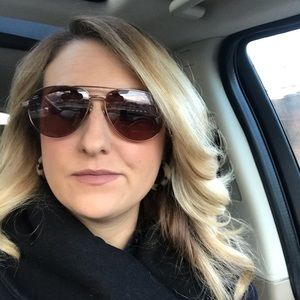 Meet your Posher, Abigail